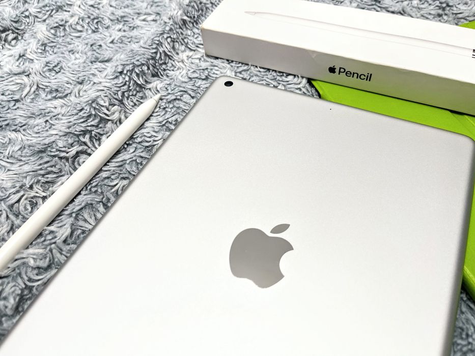 IPad 6 (128 gb) wi-fi, как новый + чехол! A1893