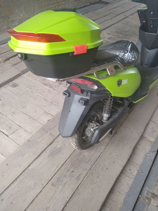 Продам електроскутер Liberty