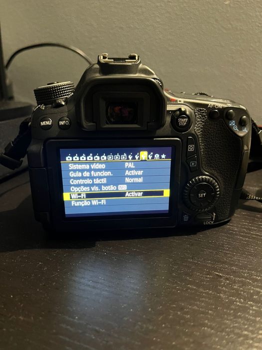 Camera DSLR Canon EOS 70D