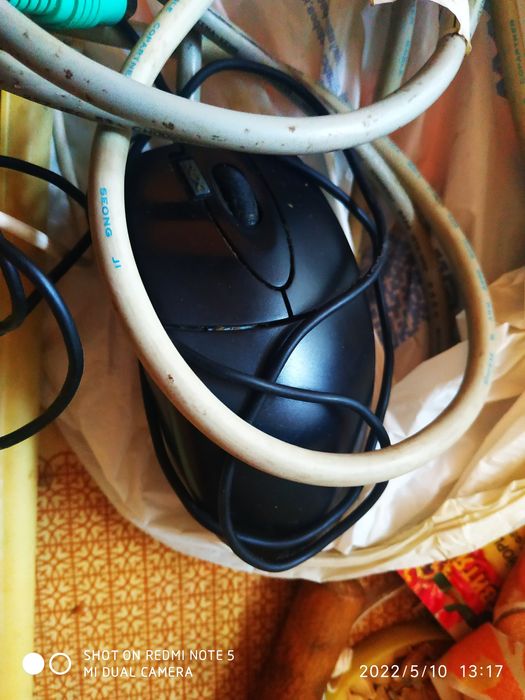 Продам  клавиатуру +мышку + 2 колонки