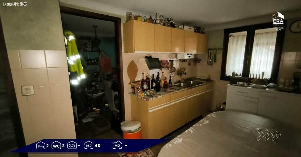 Moradia com 2 pisos, na aldeia de Póvoa de Cervães,Concelho de Mangual