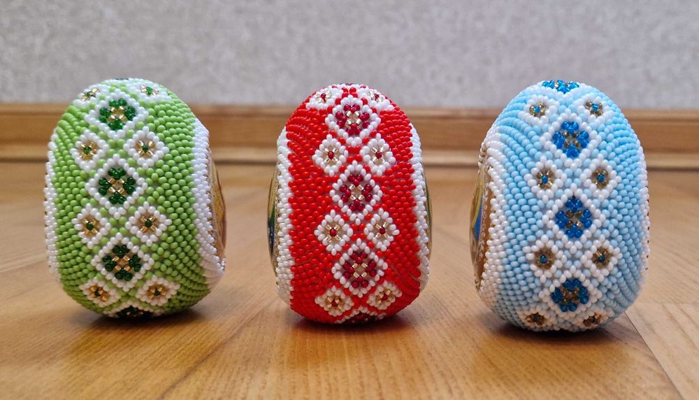 Великоднє яйце з бісеру