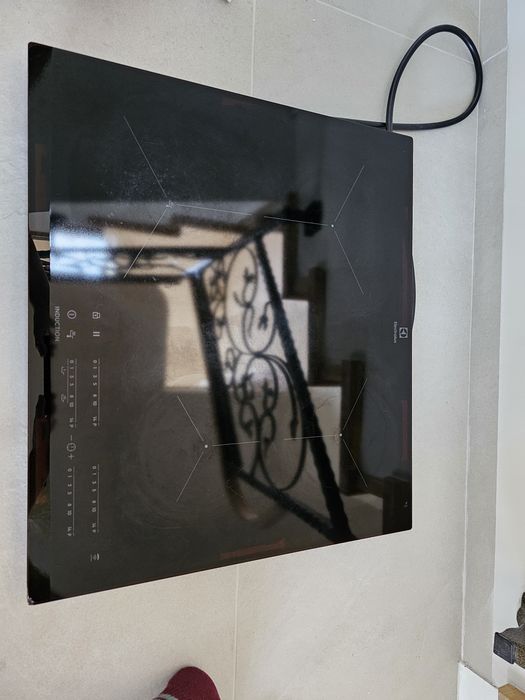 Płyta indukcyjna electrolux EIS6134