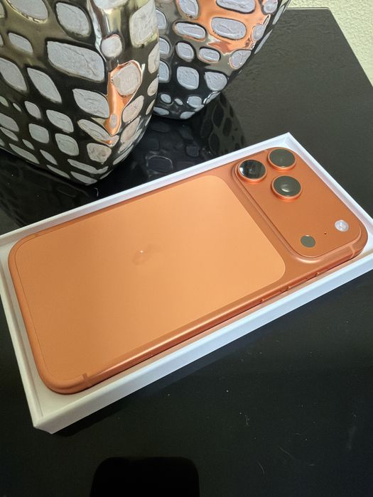 iPhone 17 Pro Max 256GB Laranja
