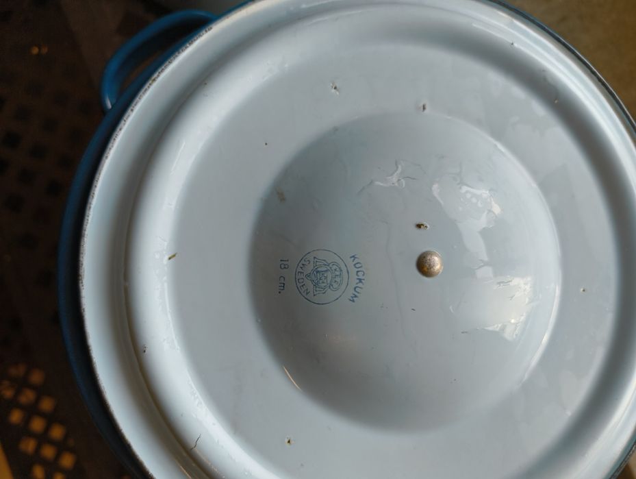 Stare garnki emaliowane