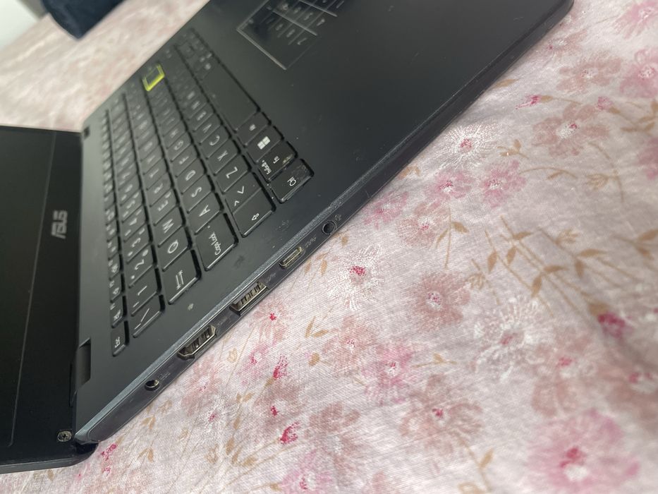 Aproveite despacho100€