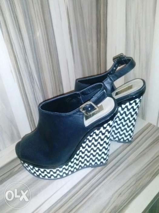 Босоножки летняя обувь