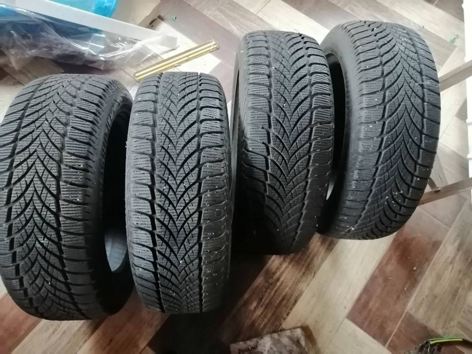 Продам зимові шини