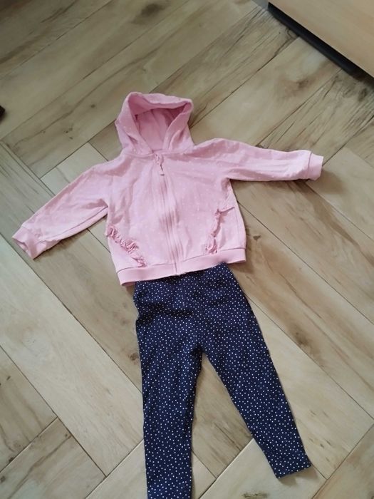 Dres 92 dla dziewczynki.