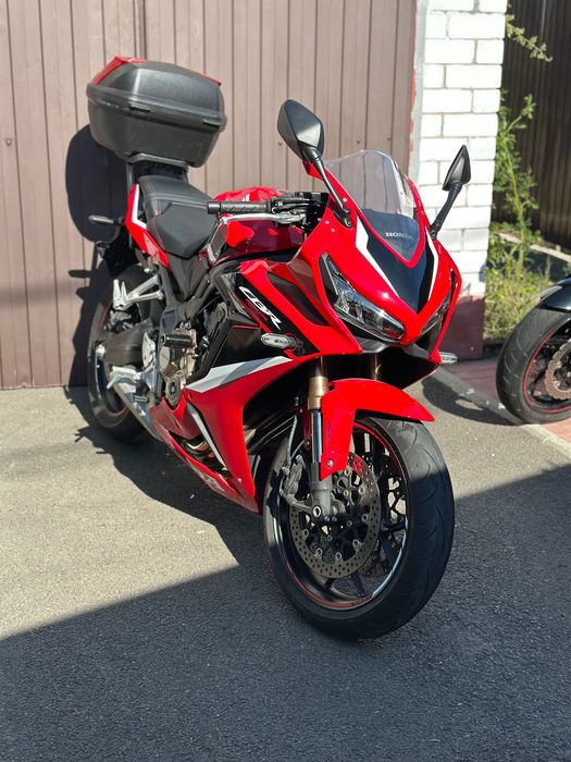 Honda CBR650 R 2022 без пробігу по Україні