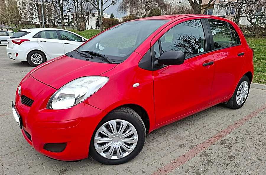 Toyota Yaris 1.0 Benzyna, Klimatyzacja, 5 drzwi , 2010