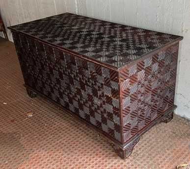 Arca de madeira africana