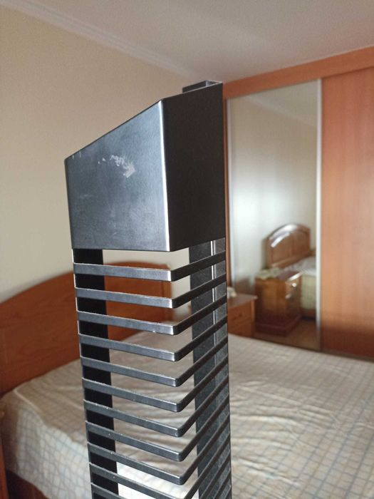 Torre de Arrumação de CD's