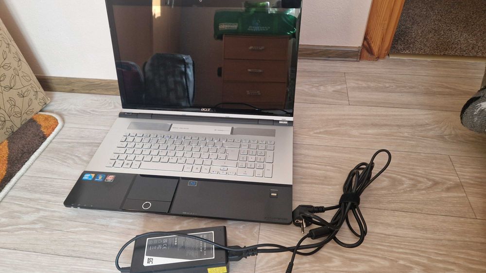 Laptop Acer Aspire Ethos audio 5.1 Intel i7 32GB ram 1TB SSD