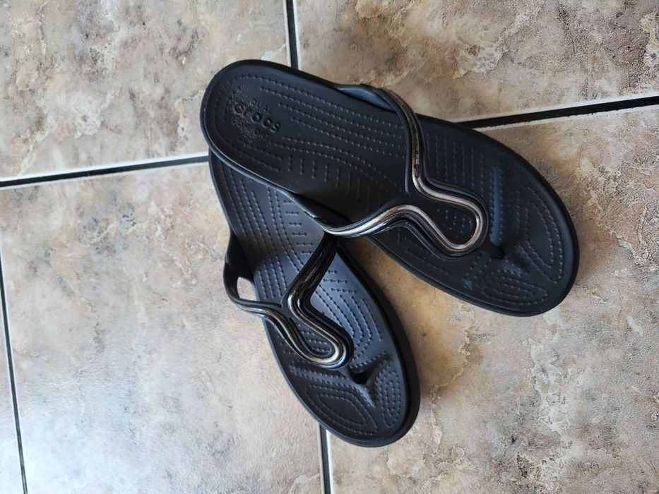 Klapki crocs dual comfort W8 wkł.25.5-26cm