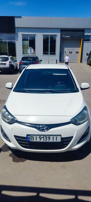 Продам hyundai i20 2014 г