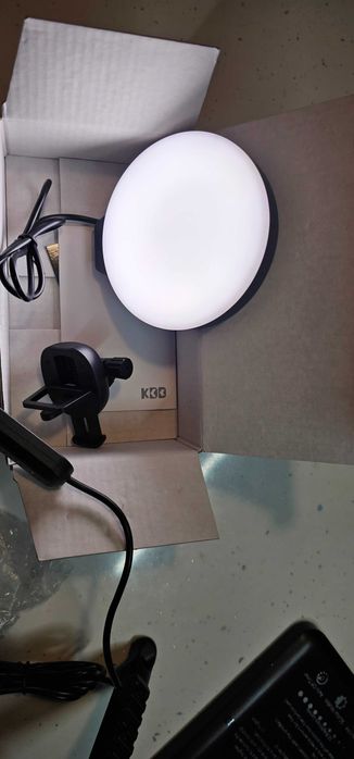 Zestaw Oświetleniowy do Wideokonferencji.