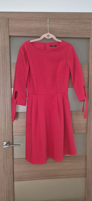Czerwona sukoenka Orsay