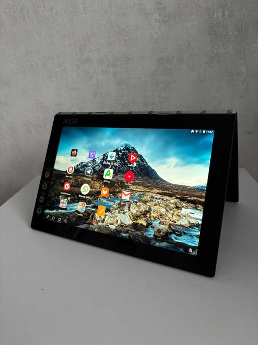 Планшет Lenovo YogaBook