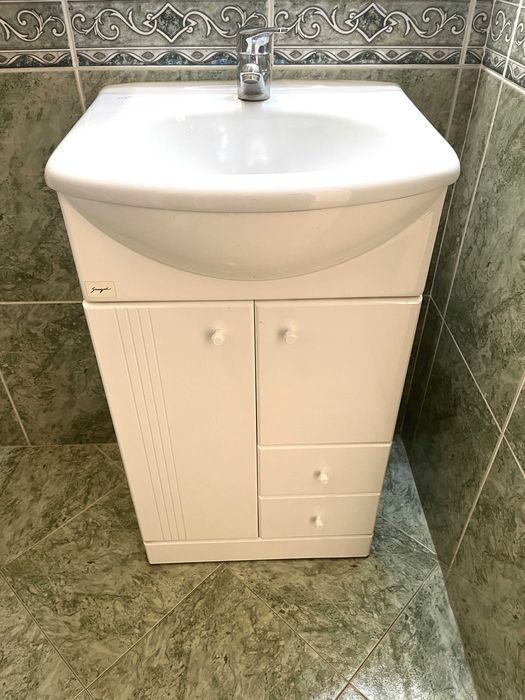 Móvel WC com Lavatório e Espelho (L50cm)