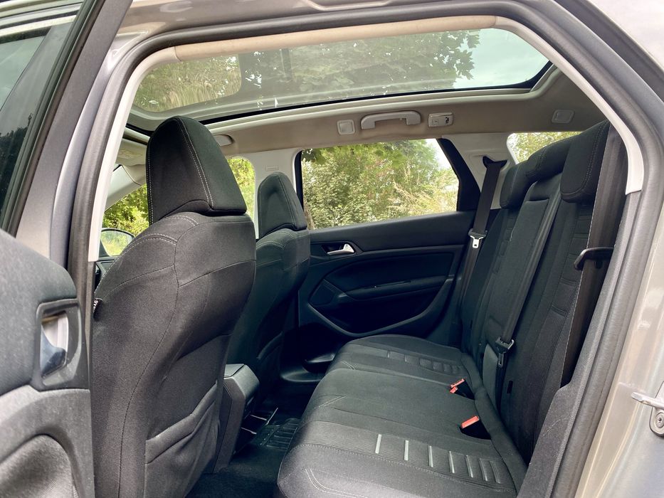 Peugeot 308 SW — fotografia 9