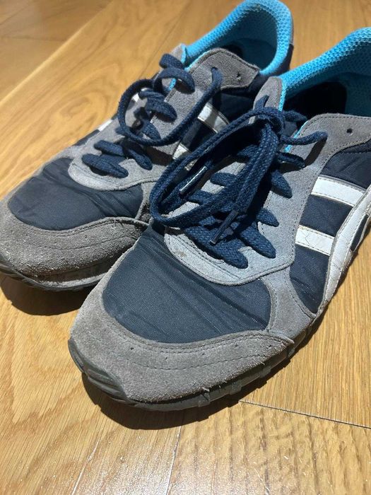 Ténis Asics - Bom estado