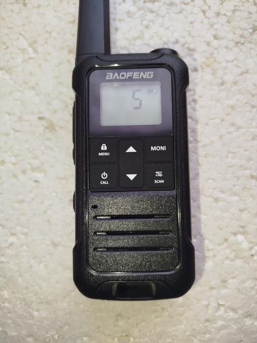 Радиостанция Baofeng T22
