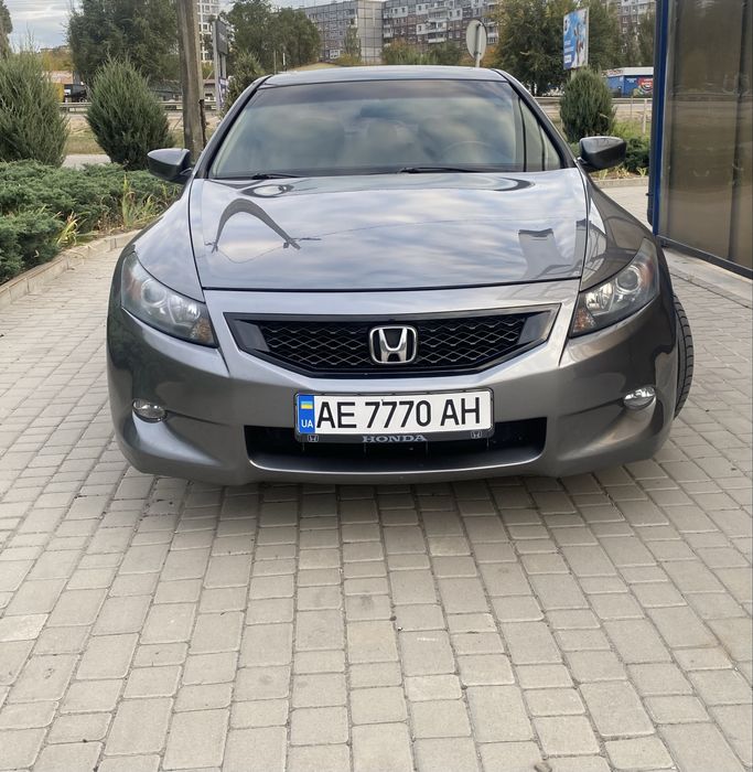 Хонда Аккорд Купе 3.5 2008г.