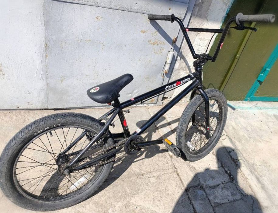 BMX велосипед Stolen Overlord 2022