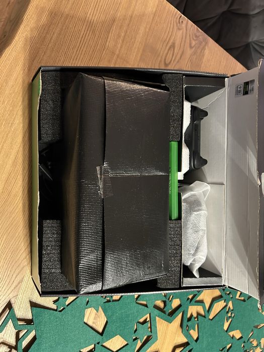 Konsola xbox series x dwa pady