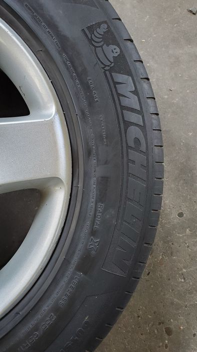 Комплект дисків з резиною