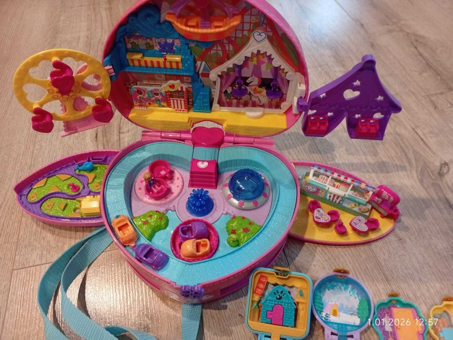 Polly Pocket Plecak Park rozrywki i mini polly pocket