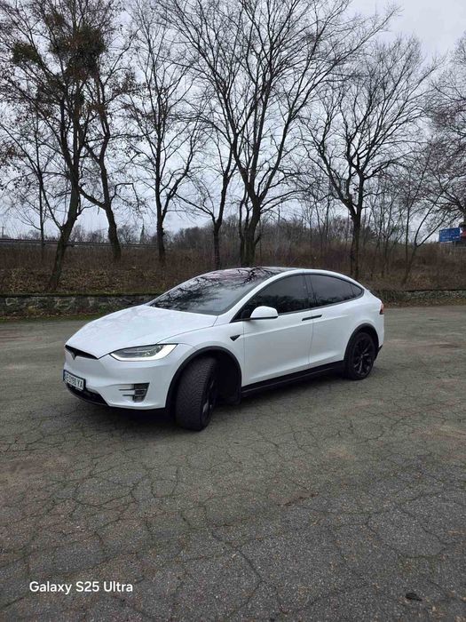 Продаж Tesla model X  100D