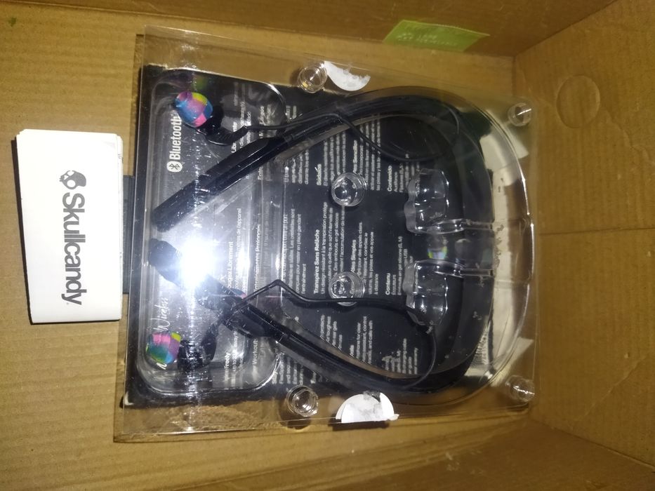 Фирменные блютуз наушники Scullcandy