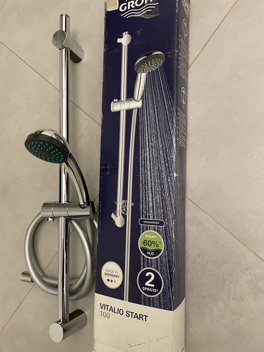 Інсталяція-тримач для душовоі лейки