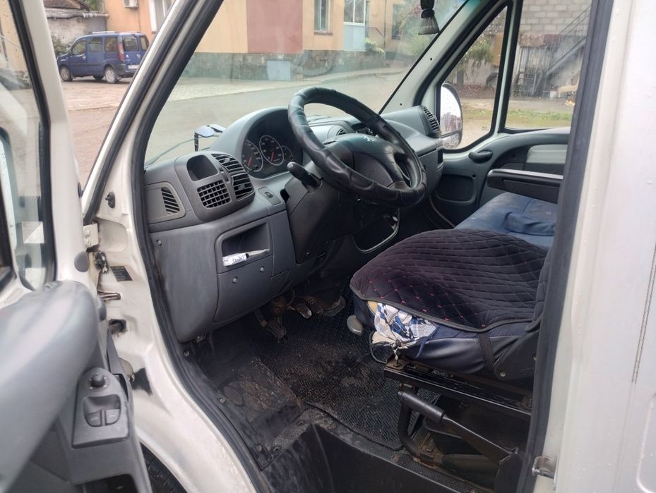 Пижо боксер фургон  строчно