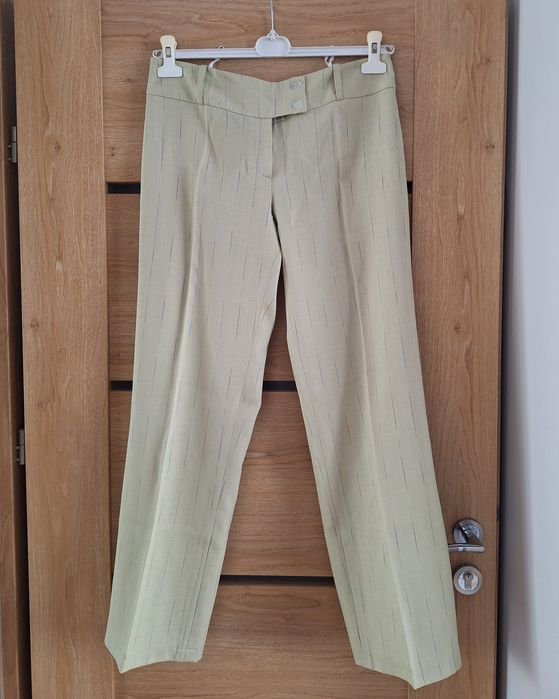 Eleganckie damskie spodnie garniturowe beżowe w paski 42 XL