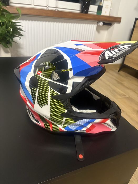 Kask airoh view gloss L  z goglami 100 % bdb stan