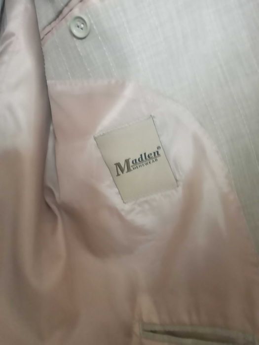 Чоловічий костюм