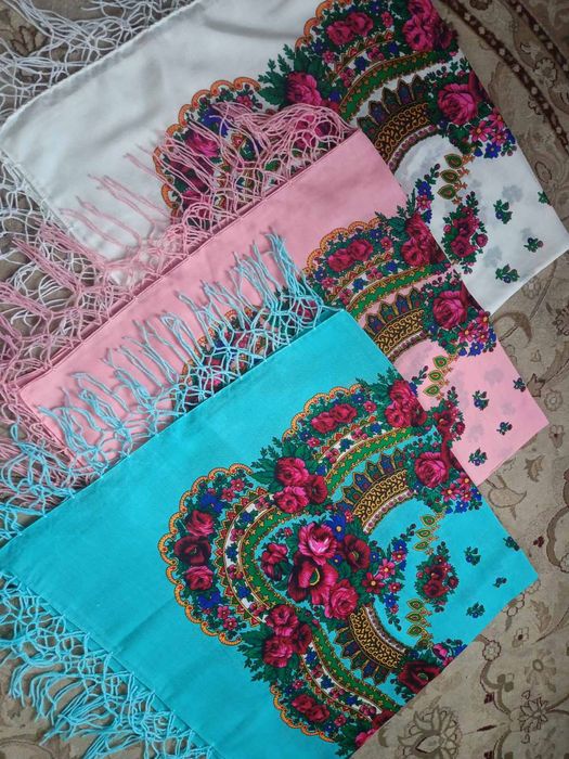 Продам велику українську хустку