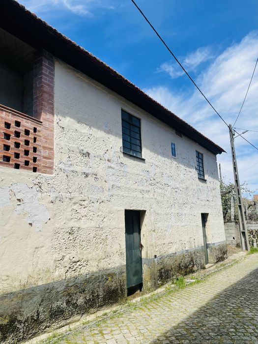 CASA DE ALDEIA, toda em pedra