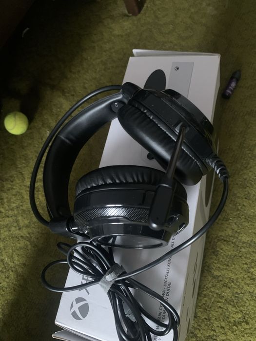 Xbox series S 512 +монітор +наушники+GAME PASS +Акамолятор геймпада