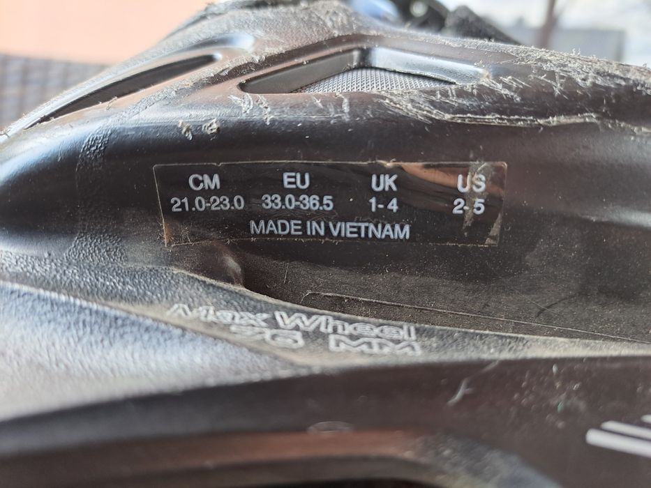 Rolki Rolerblade rozm 33-36.5