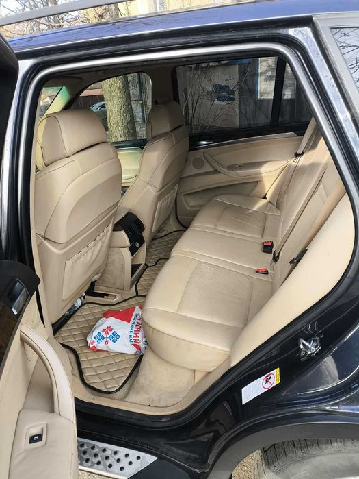 Продам BMW X5 E70
