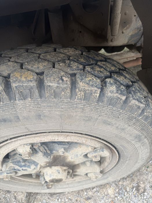 Грузовик самосвал