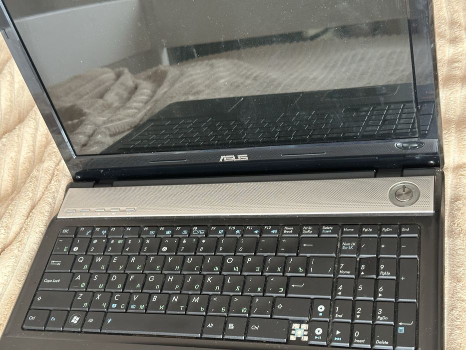 Ноутбук asus N52D