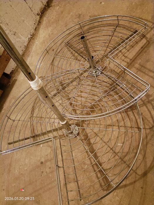 Karuzela do szafki narożnej