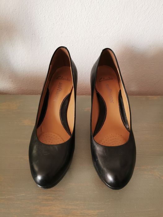 Czółenka Clarks skórzane softwear