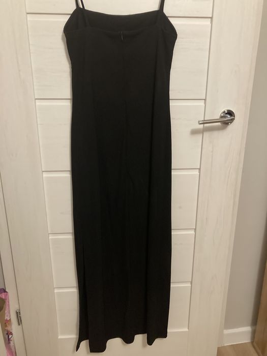 Długa czarna wieczorowa sukienka z bolerkiem