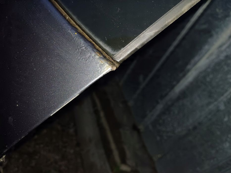 Mercedes W211 Klapa bagażnika tył Kombi 368 Szyba